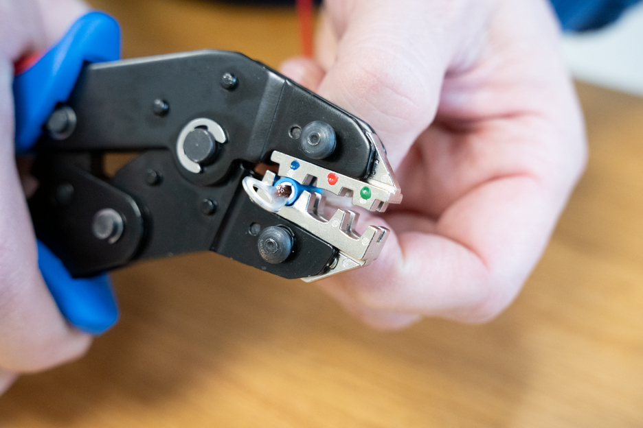 Crimp tool MULTI