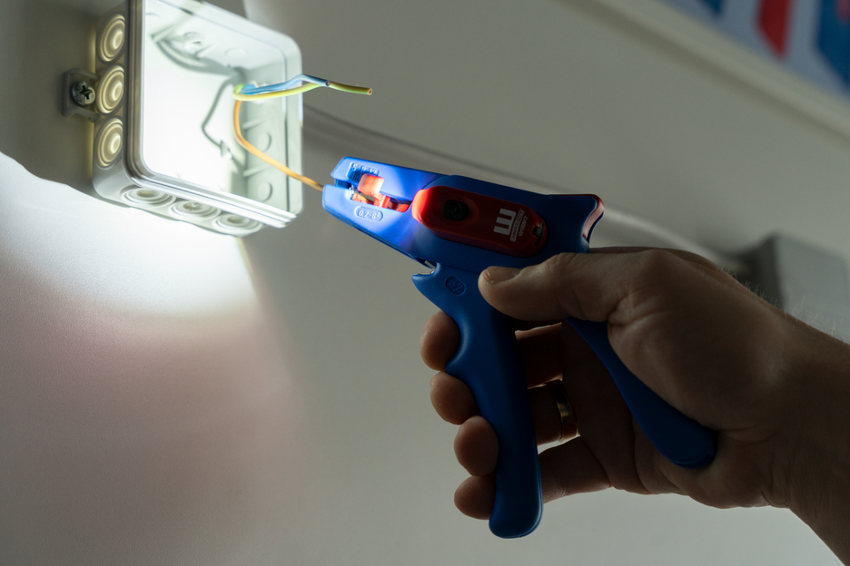 Wire Stripper No. 5 LED Set