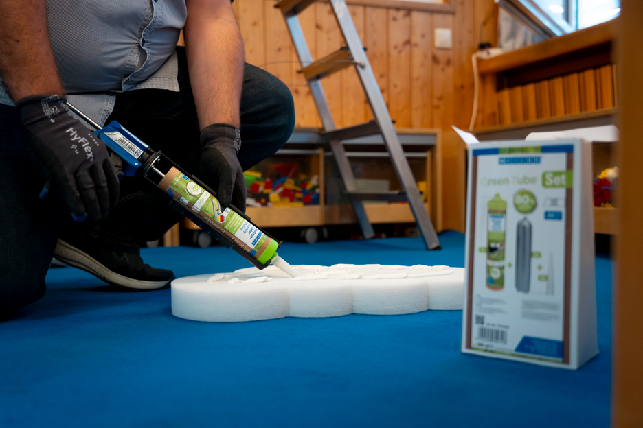 WEICON Green Tube Assembly Adhesive | powerful universal adhesive for indoor and outdoor use