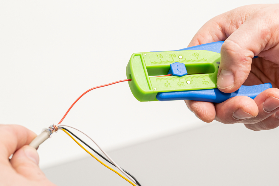 Precision Wire Stripper S Green Line | for thin conductors and wires, stripping range from 0,12 mm - 0,8 mm (36-20 AWG)