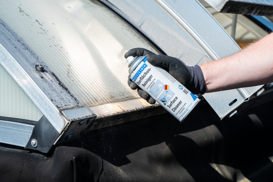 Surface Cleaner | for the pretreatment of bonding surfaces