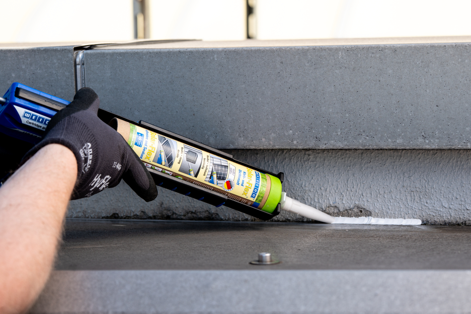 Solar-Flex® MS-Polymer | weather-resistant adhesive and sealant for the solar sector, based on MS-Polymer