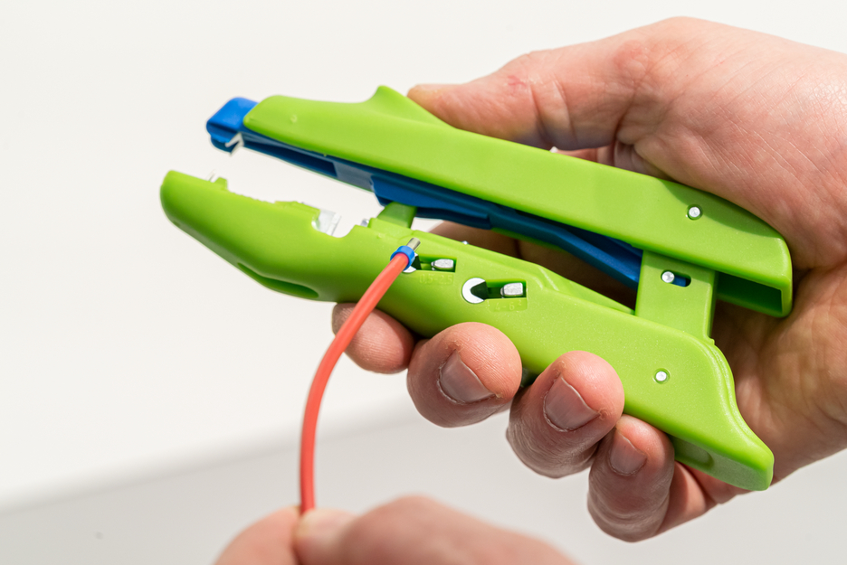 Duo-Crimp No. 300 Green Line | for stripping and crimping, working range 0,5 mm² - 6,0 mm²
