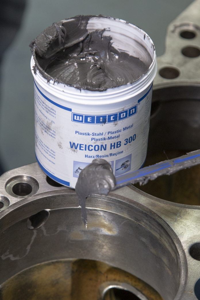 WEICON HB 300 | high-temperature-resistant epoxy resin system for repairs and moulding