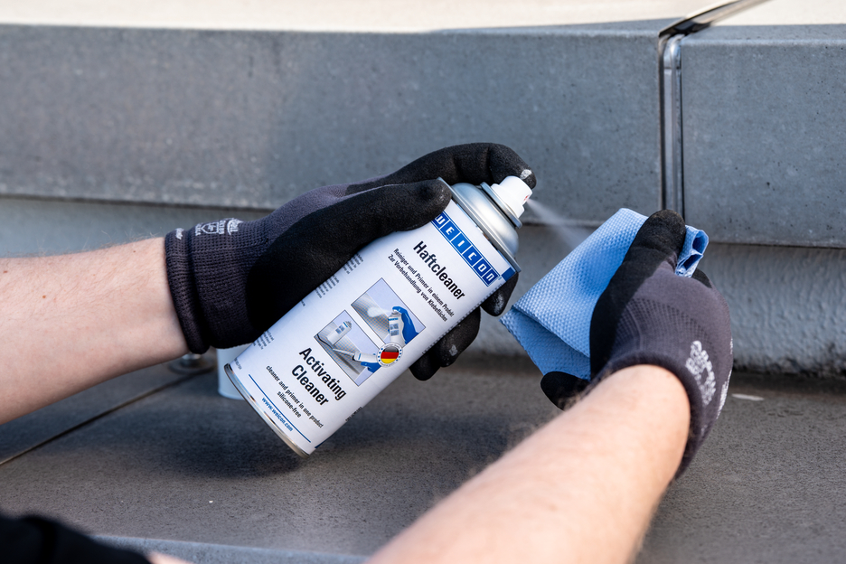 Activating Cleaner