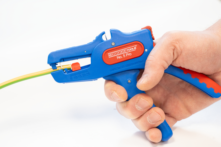 Wire Stripper No. 5 Pro | For all standard flexible and solid conductors | Working range 0.2–16.0 mm²