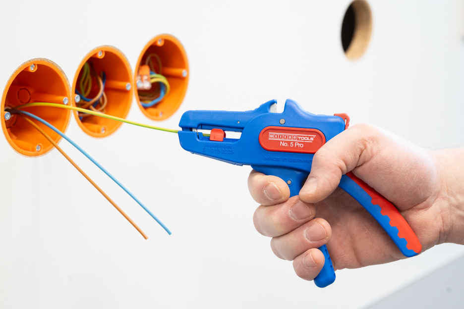 Wire Stripper No. 5 Pro | For all standard flexible and solid conductors | Working range 0.2–16.0 mm²