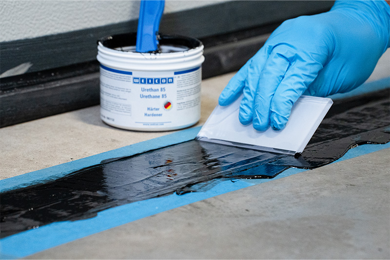 epoxy, tape, gloss, black, hand-scraper