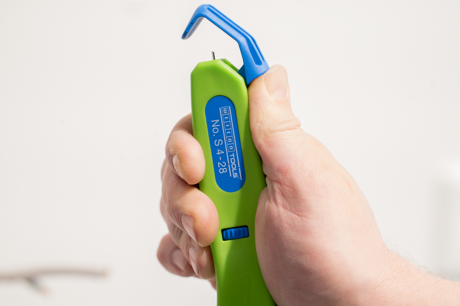 Cable Stripper No. S 4 - 28 Green Line | with retractable hook blade, working range 4 - 28 mm Ø