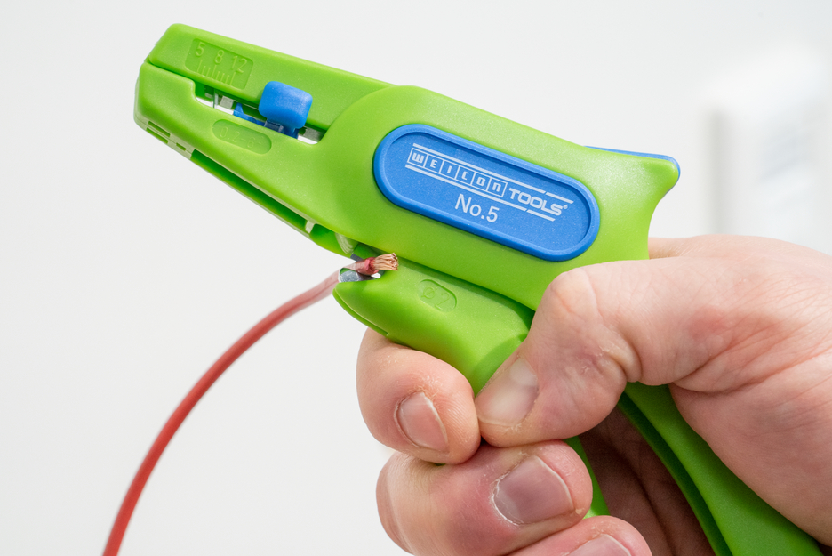 Wire Stripper No. 5 Green Line | for all common stranded and solid conductors, working range 0,2 - 6,0 mm²